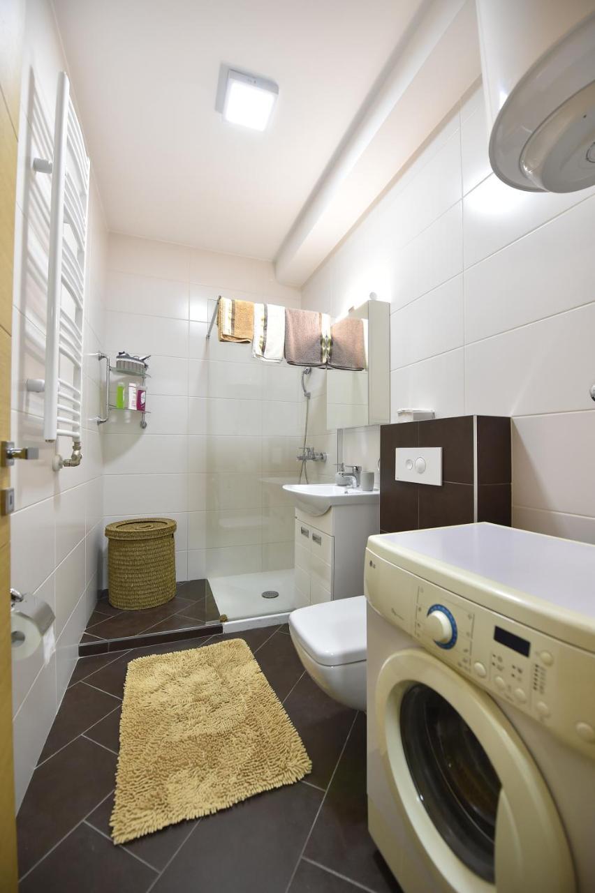 Apartment Sinisa With Garage Novi Sad Eksteriør bilde