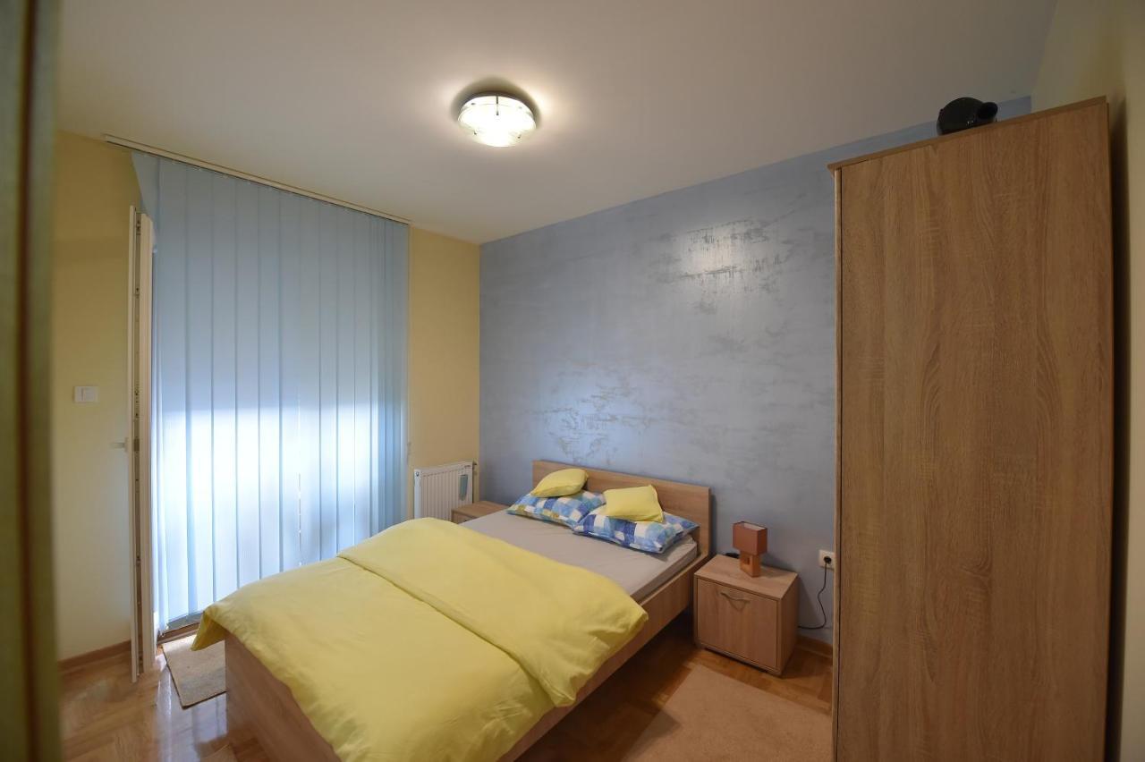 Apartment Sinisa With Garage Novi Sad Eksteriør bilde